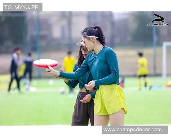 重庆飞盘队实力提升引发热议飞盘运动新风潮与发展潜力探讨